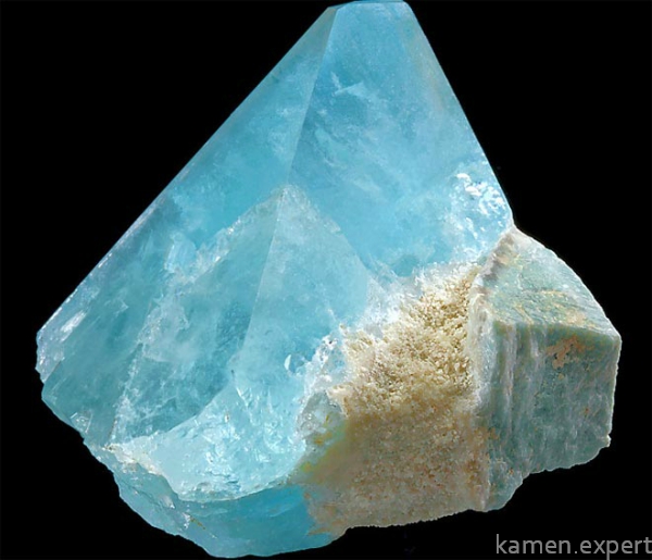 Голубой минерал