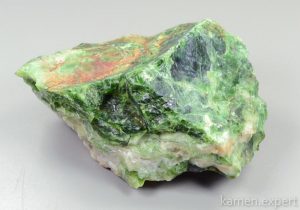 зеленый опал минерал
